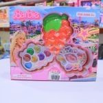 مكياج شكل فرولة مع خرز